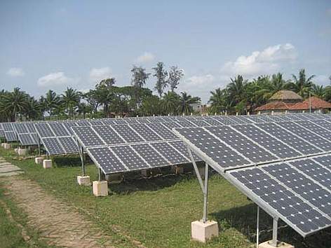 Renewable Energy  from Solar Panels / &copy;: Shruti Shukla/WWF-India